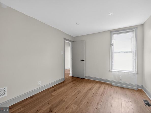 1819 E Sergeant Street, Philadelphia PA 19125