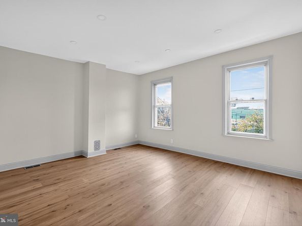 1819 E Sergeant Street, Philadelphia PA 19125