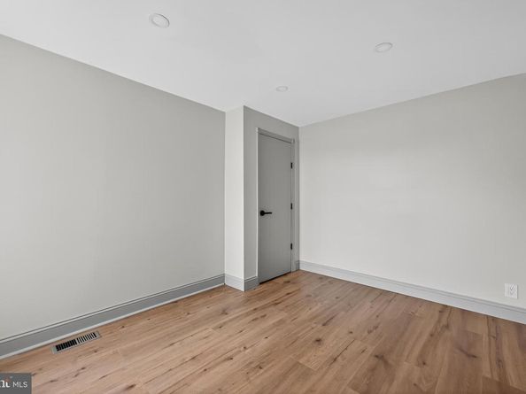 1819 E Sergeant Street, Philadelphia PA 19125