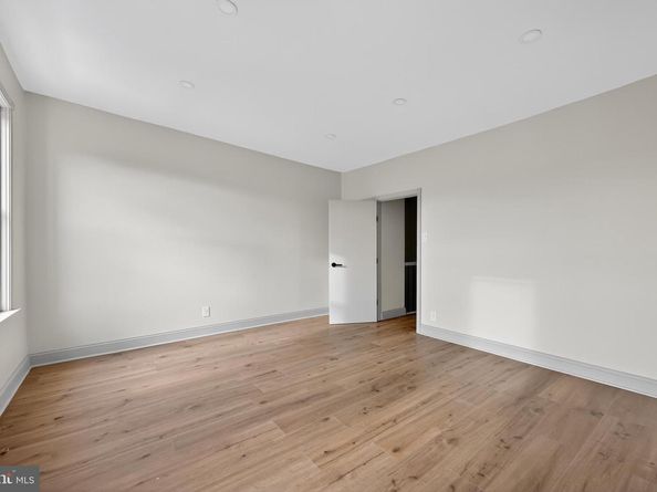 1819 E Sergeant Street, Philadelphia PA 19125