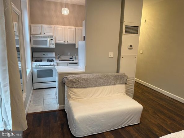 333 2nd Street NE 305, Washington DC 20002