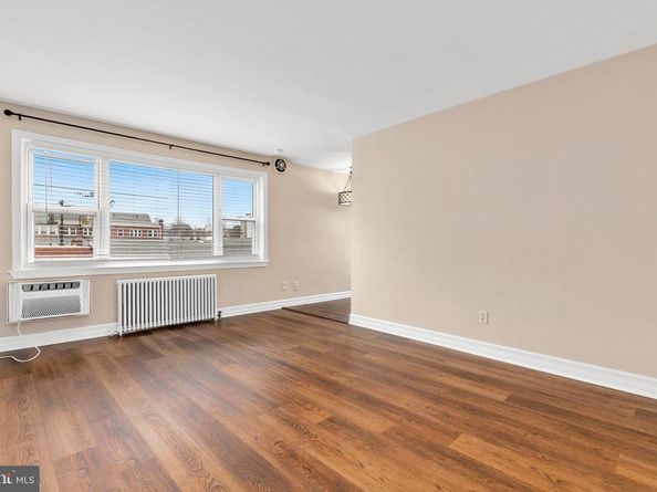 7034 Strathmore Street 308, Chevy Chase MD 20815