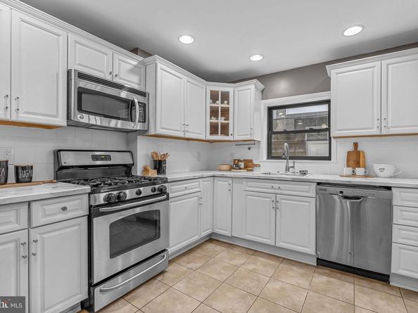 2620 S Colorado Street, Philadelphia PA 19145