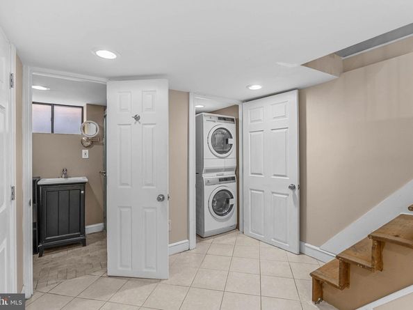 2620 S Colorado Street, Philadelphia PA 19145