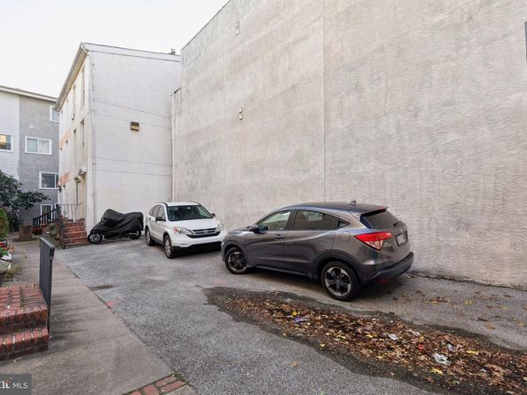 1232 South Street A, Philadelphia PA 19147