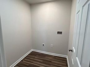 1329 W Roosevelt Boulevard, Philadelphia PA 19140