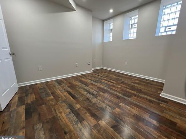 1329 W Roosevelt Boulevard, Philadelphia PA 19140