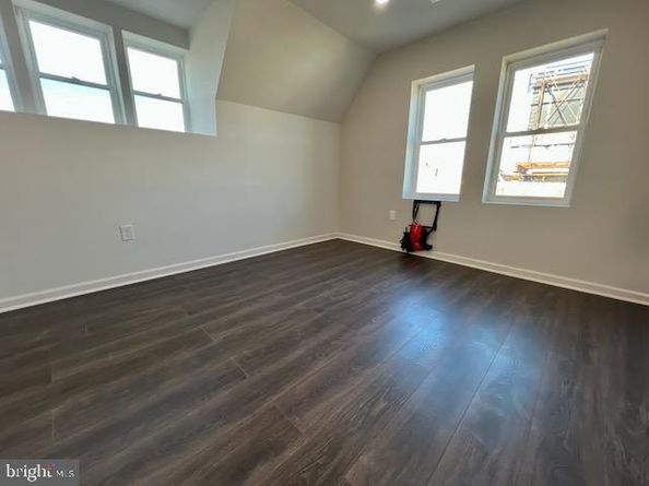 1329 W Roosevelt Boulevard, Philadelphia PA 19140