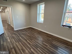 1329 W Roosevelt Boulevard, Philadelphia PA 19140