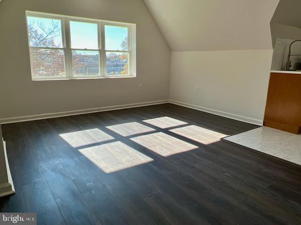 1329 W Roosevelt Boulevard, Philadelphia PA 19140