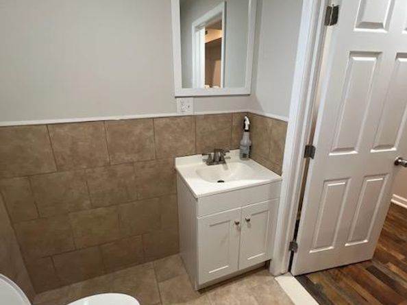 1329 W Roosevelt Boulevard, Philadelphia PA 19140