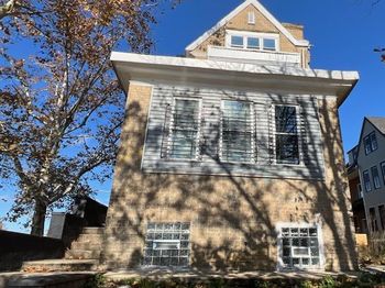 1329 W Roosevelt Boulevard