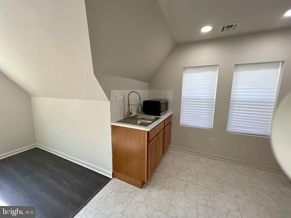 1329 W Roosevelt Boulevard, Philadelphia PA 19140