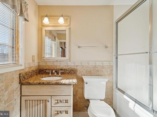 1042 Blythe Avenue, Drexel Hill PA 19026