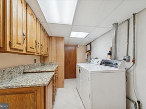 1042 Blythe Avenue, Drexel Hill PA 19026