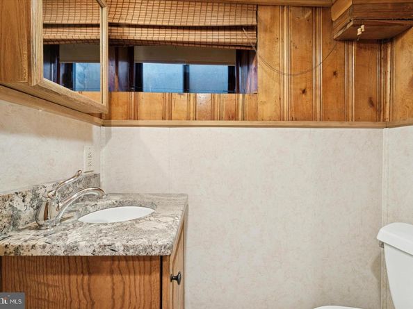 1042 Blythe Avenue, Drexel Hill PA 19026