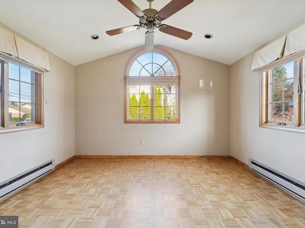 1042 Blythe Avenue, Drexel Hill PA 19026