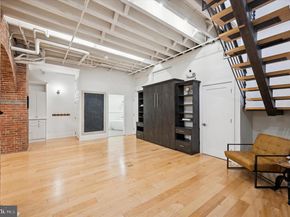 102 Church Street 101 (110), Philadelphia PA 19106