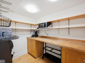 102 Church Street 101 (110), Philadelphia PA 19106