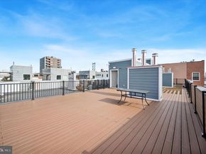 102 Church Street 101 (110), Philadelphia PA 19106