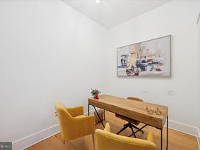 102 Church Street 101 (110), Philadelphia PA 19106