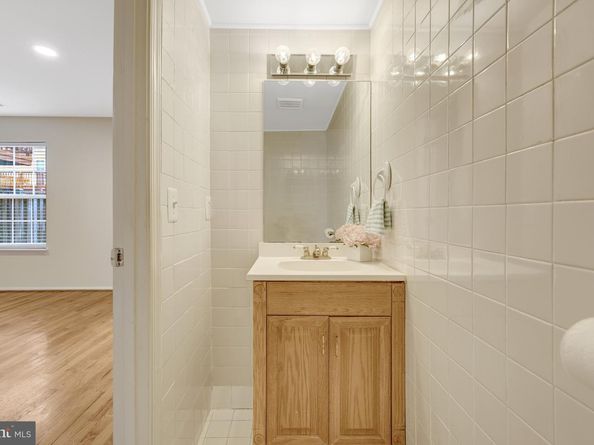 2509 James Maury Drive, Herndon VA 20171