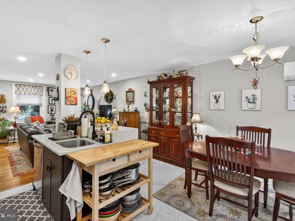 7704 Ardleigh Street, Philadelphia PA 19118