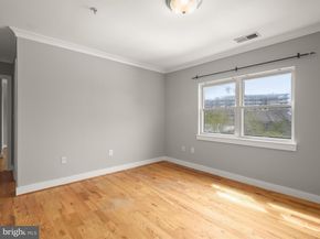 2615 4TH Street NE 303, Washington DC 20002