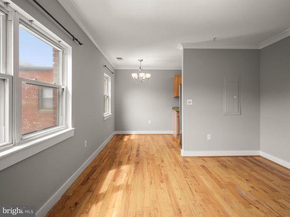 2615 4TH Street NE 303, Washington DC 20002