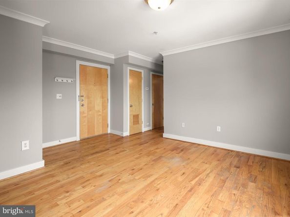 2615 4TH Street NE 303, Washington DC 20002