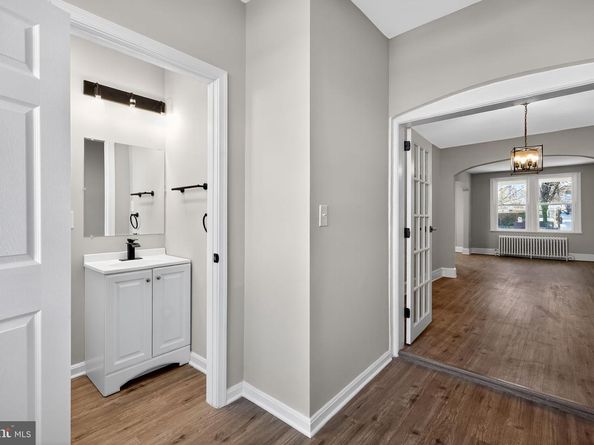 909 Decatur Street NW, Washington DC 20011