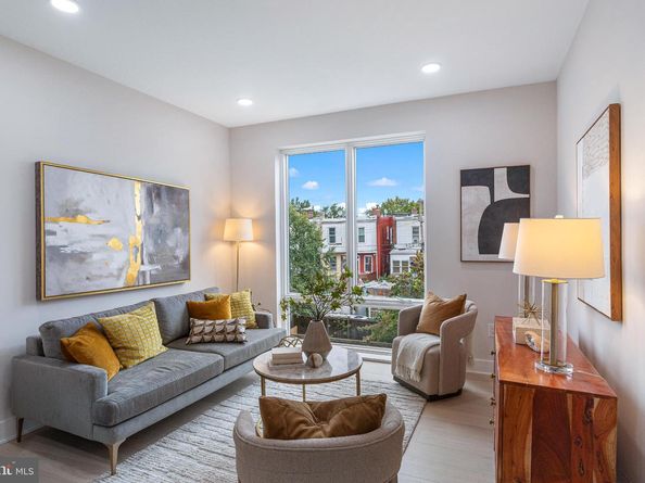 1516 East Capitol Street NE B, Washington DC 20003