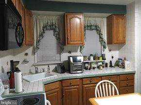 Undisclosed Address #PAPH2558720, Philadelphia PA 19120