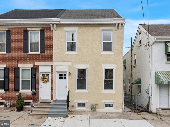 425 Grove Street, Bridgeport PA 19405