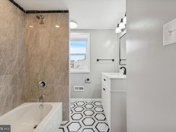 425 Grove Street, Bridgeport PA 19405