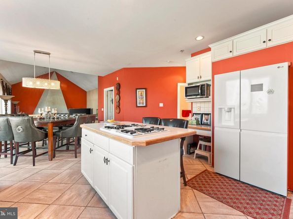 67 Lenape Road, Richboro PA 18954