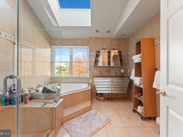 67 Lenape Road, Richboro PA 18954