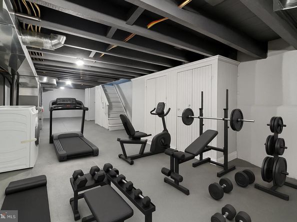 2819 W Montgomery Avenue, Philadelphia PA 19121