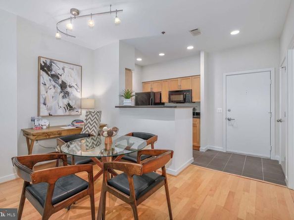 3883 Connecticut Avenue NW T3, Washington DC 20008