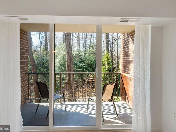 1532 Northgate Square 12A, Reston VA 20190