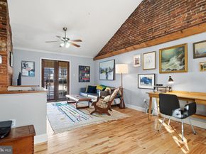 928 S 2nd Street, Philadelphia PA 19147