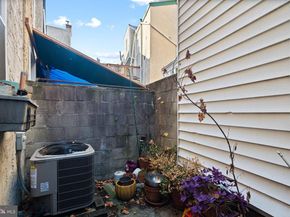 928 S 2nd Street, Philadelphia PA 19147