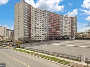 5340 Holmes Run Parkway 904, Alexandria VA 22304