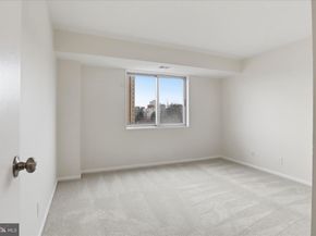 5340 Holmes Run Parkway 904, Alexandria VA 22304