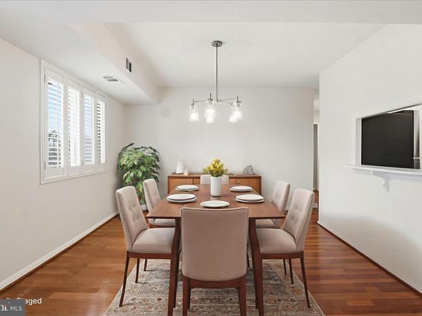 5340 Holmes Run Parkway 904, Alexandria VA 22304