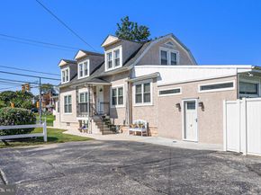 451 Ridge Pike, Lafayette Hill PA 19444