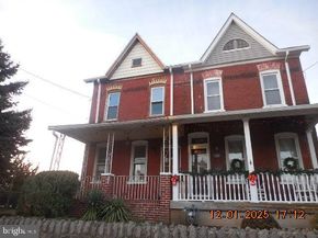 1224 E 11TH Street, Crum Lynne PA 19022