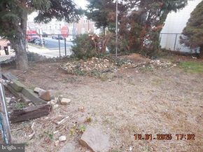 1224 E 11TH Street, Crum Lynne PA 19022