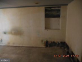 1224 E 11TH Street, Crum Lynne PA 19022