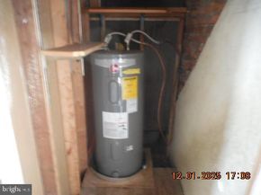 1224 E 11TH Street, Crum Lynne PA 19022